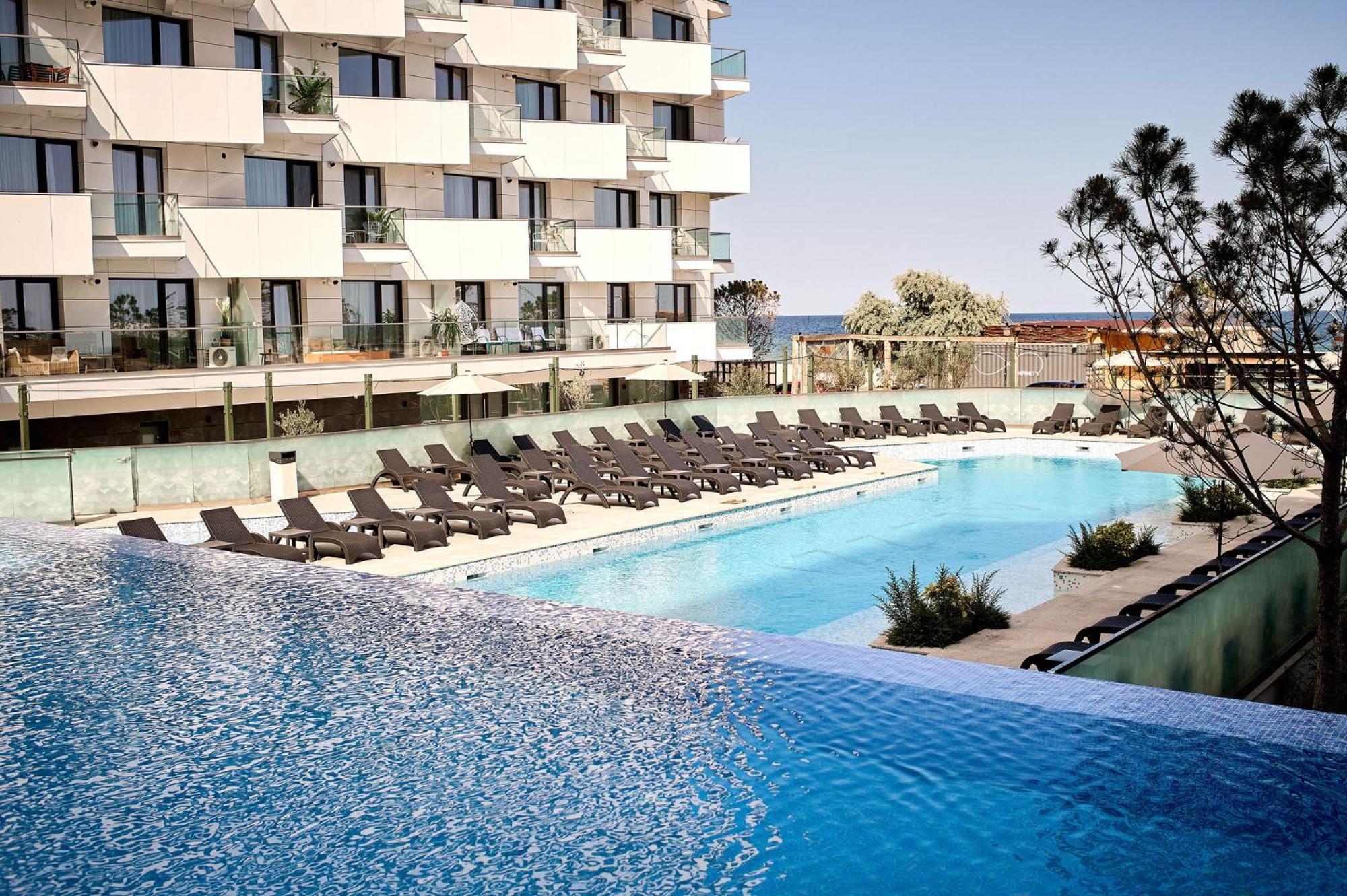 Newvision Apartment In Infinity Beach Resort - Parking Mamaia Exterior foto